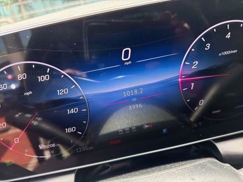 Certified 2025 Mercedes-Benz GLC 300 image 2