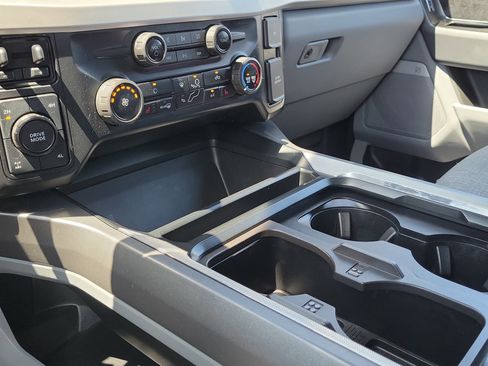 Certified 2023 Ford F250 XLT w/ Black Appearance Package AWD/4WD image 26