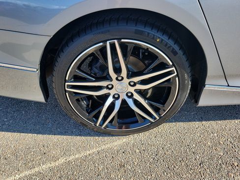 Used 2022 Honda Accord Touring image 11
