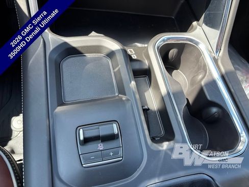 New 2026 GMC Sierra 3500 Denali Ultimate w/ LPO, Black Badging Package AWD/4WD image 33