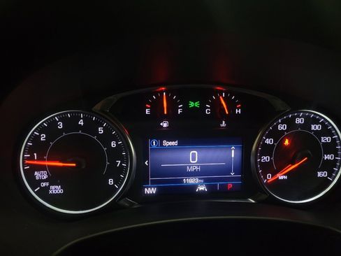 Used 2023 GMC Terrain SLE w/ Driver Convenience Package image 23