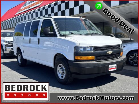 Used 2022 Chevrolet Express 2500 LS RWD image 1