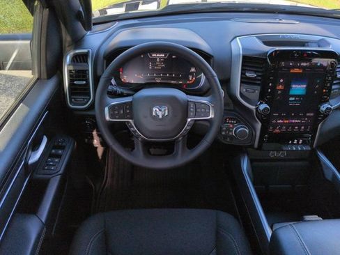 Used 2025 RAM 1500 Big Horn AWD/4WD image 15