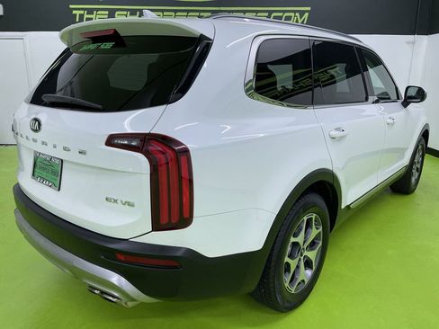 Used 2020 Kia Telluride EX image 10