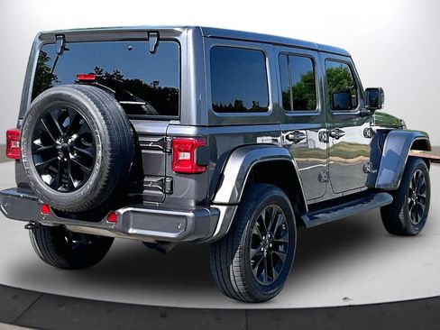 Certified 2021 Jeep Wrangler Unlimited Sahara AWD/4WD image 9