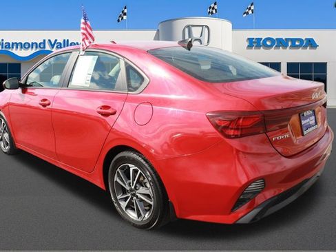 Used 2023 Kia Forte LXS image 4