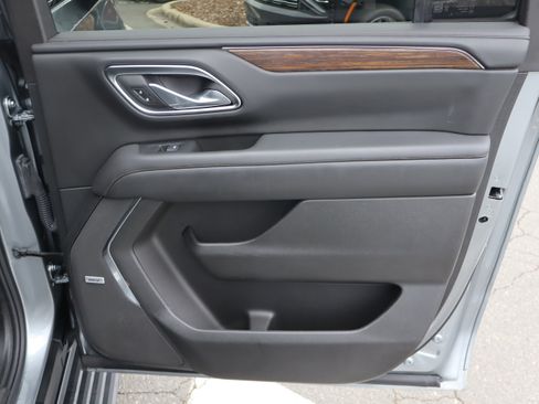 Certified 2024 Chevrolet Suburban High Country image 37