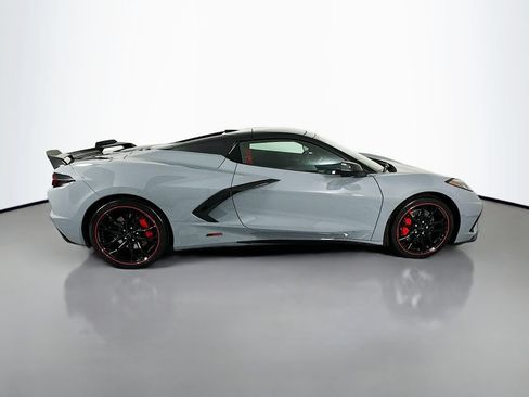 Used 2024 Chevrolet Corvette Stingray Preferred Conv w/ Z51 Performance Package RWD image 8