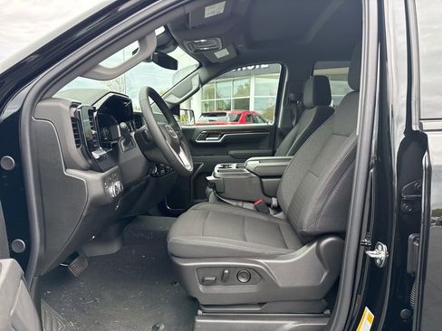 New 2026 GMC Sierra 1500 Elevation image 9