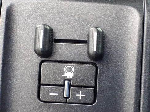 Used 2019 Chevrolet Silverado 2500 W/T w/ WT Convenience Package image 16