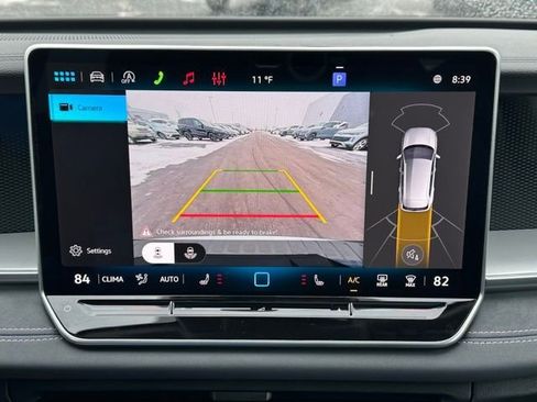 New 2026 Volkswagen Tiguan SE image 37