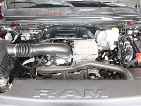 Used 2023 RAM 1500 Big Horn AWD/4WD image 33