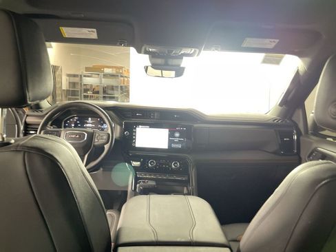 Used 2025 GMC Sierra 1500 AT4 w/ Technology Package image 20