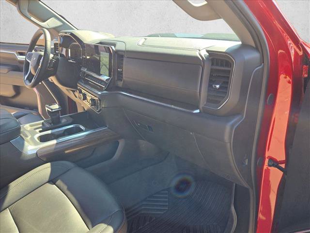 Used 2024 Chevrolet Silverado 1500 LT Trail Boss w/ Convenience Package II AWD/4WD image 22