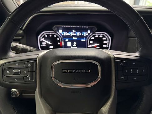 Used 2021 GMC Yukon Denali w/ Denali Premium Package AWD/4WD image 15