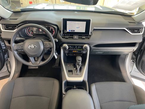 Certified 2025 Toyota RAV4 LE image 20