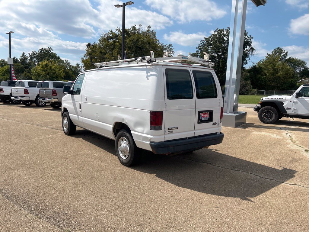 Used 2010 Ford E-250 and Econoline 250 RWD image 3