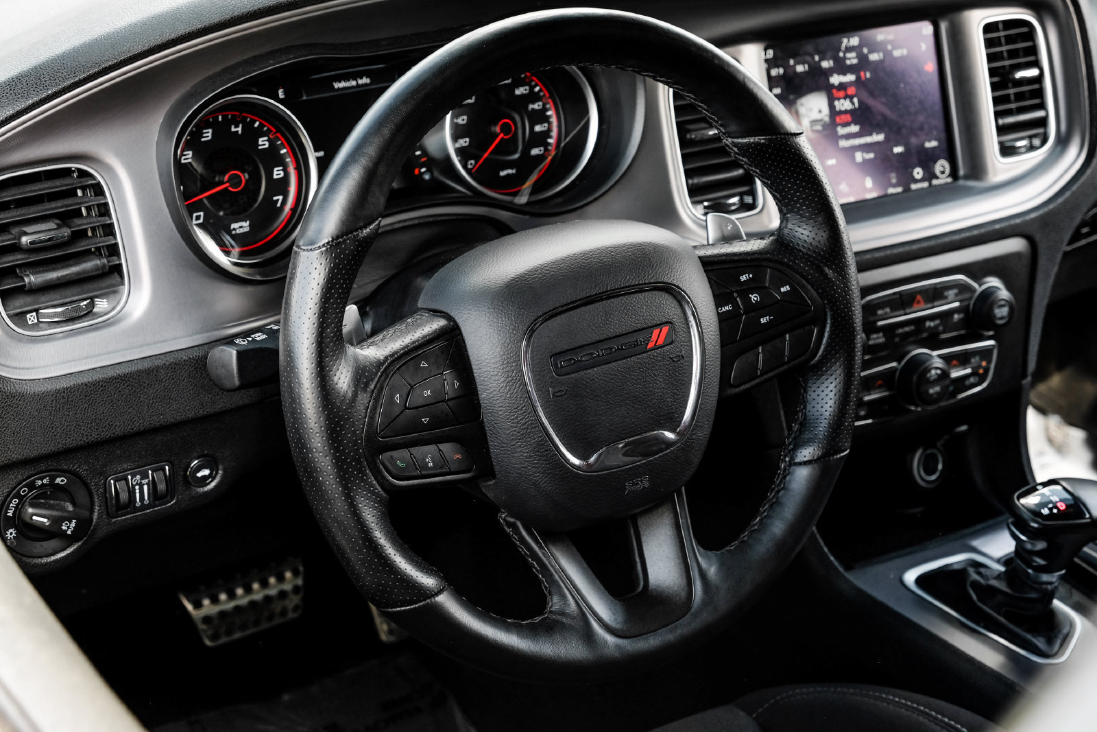 Used 2023 Dodge Charger Scat Pack w/ Harman/Kardon Audio Group RWD image 13