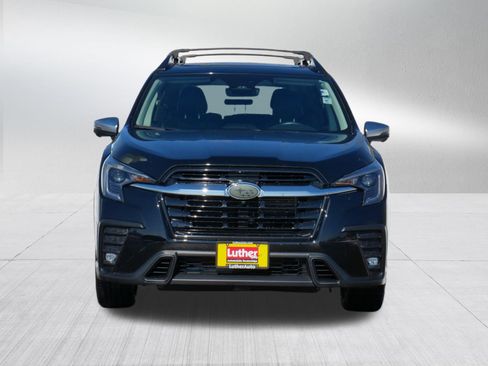 Used 2023 Subaru Ascent Limited w/ Technology Package image 2