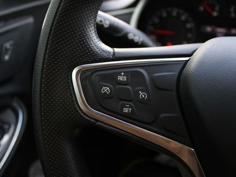 Used 2022 Chevrolet Malibu LT image 8