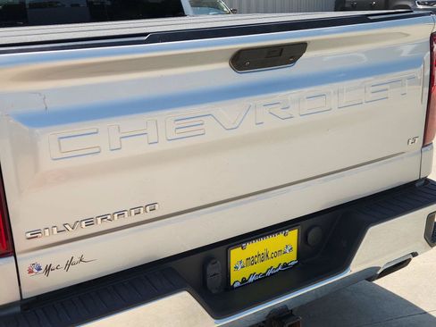 Used 2020 Chevrolet Silverado 1500 LT w/ Texas Edition AWD/4WD image 29