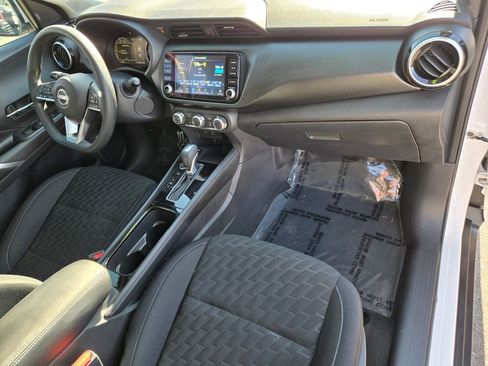 Certified 2023 Nissan Kicks SV FWD image 19