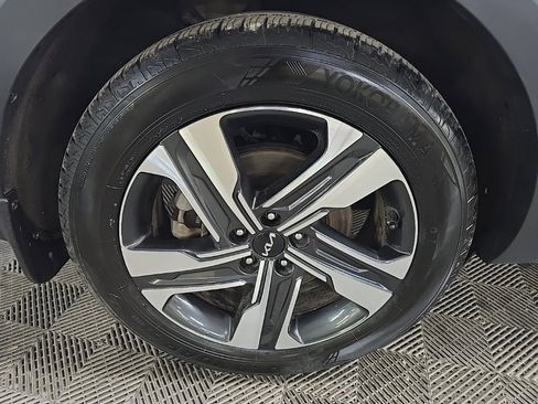 Used 2022 Kia Sorento SX Prestige w/ Panoramic Sunroof Package image 14