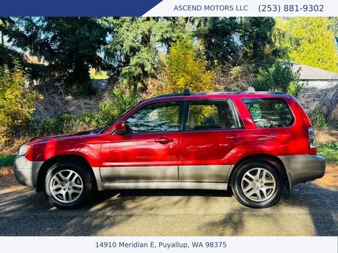 Used 2006 Subaru Forester 2.5X L.L. Bean image 2