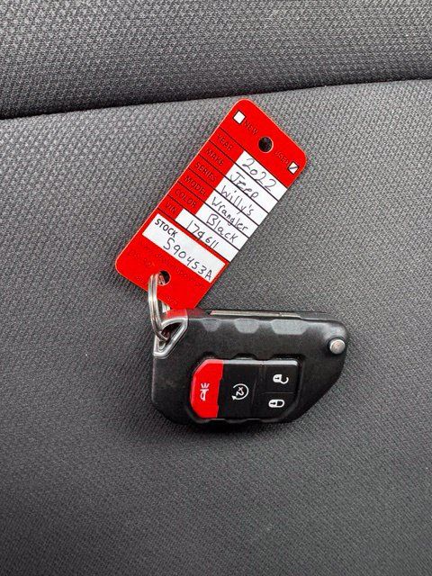 Used 2022 Jeep Wrangler Unlimited Sport AWD/4WD image 37