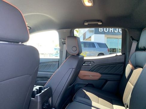 New 2026 GMC Canyon AT4 w/ Nightfall Essentials Package AWD/4WD image 11