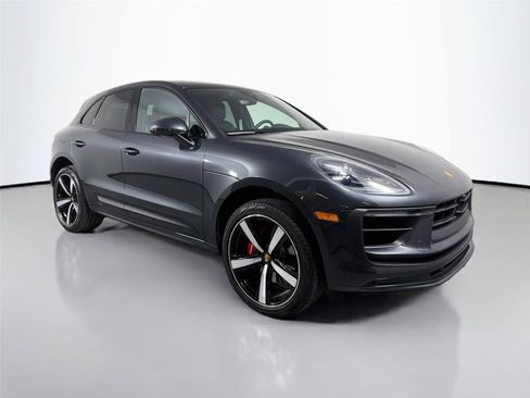 Certified 2026 Porsche Macan S AWD/4WD image 9