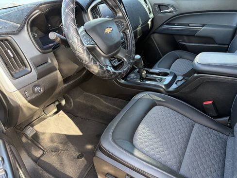 Used 2021 Chevrolet Colorado Z71 RWD image 10