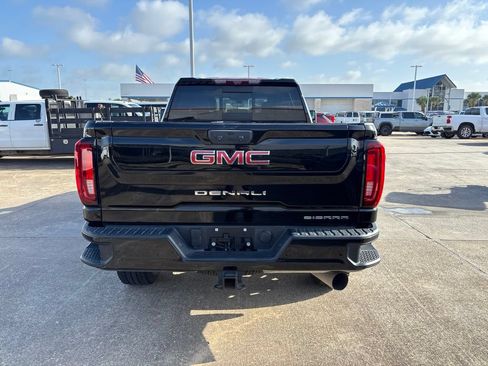 Used 2023 GMC Sierra 2500 Denali w/ Denali Ultimate Package AWD/4WD image 6