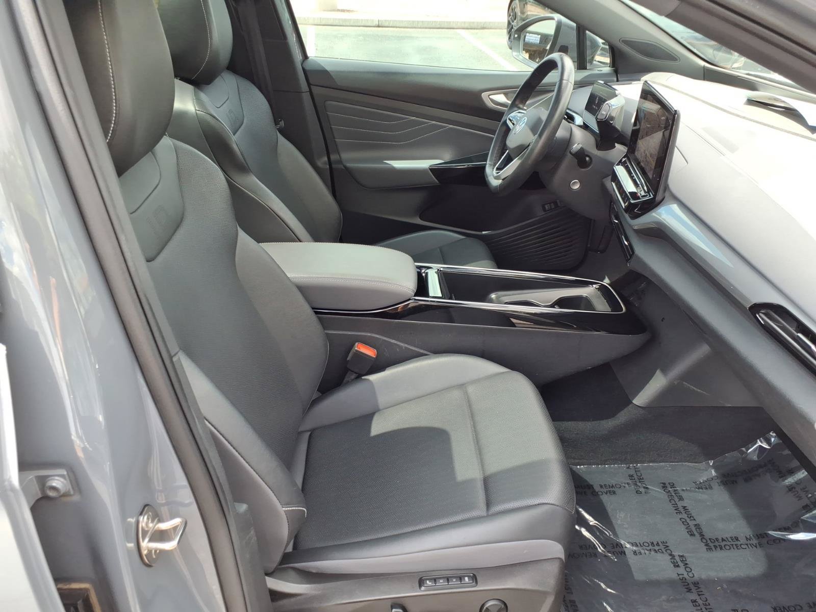 Certified 2023 Volkswagen ID.4 Pro S Plus AWD/4WD image 11