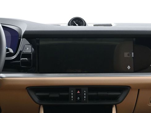 Used 2026 Porsche Cayenne Coupe image 11