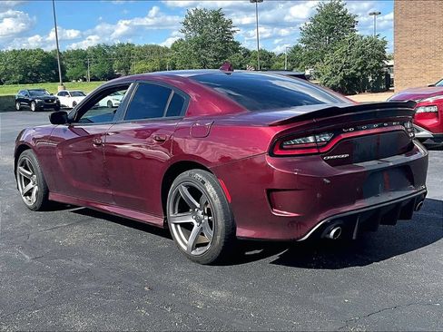 Used 2019 Dodge Charger GT RWD image 3