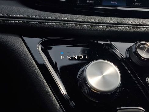 New 2026 Chrysler Pacifica Select image 31