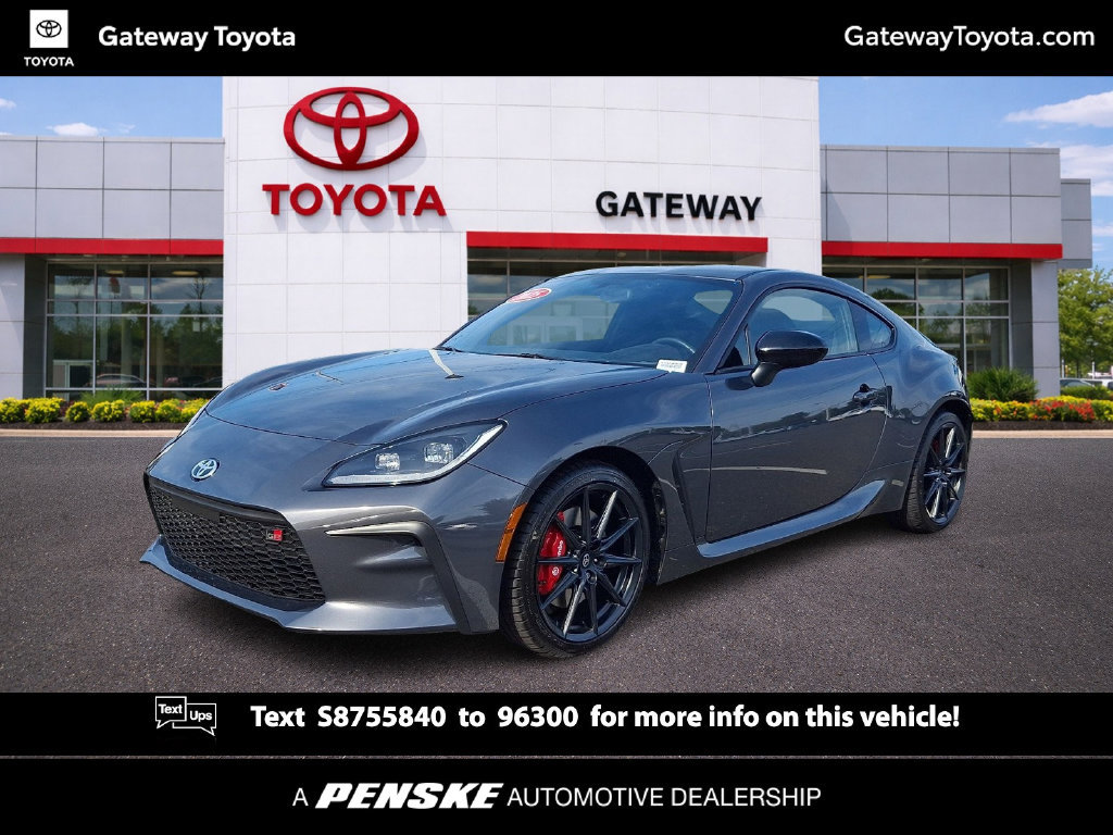 Used 2025 Toyota GR86 Premium w/ Performance Package RWD image 1