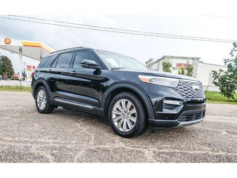Certified 2021 Ford Explorer Limited w/ Equipment Group 301A RWD image 5