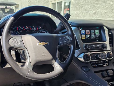 Used 2019 Chevrolet Tahoe LT w/ RST Edition AWD/4WD image 11