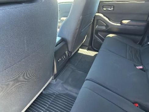 Certified 2023 Nissan Frontier PRO-4X w/ Pro Convenience Package AWD/4WD image 24