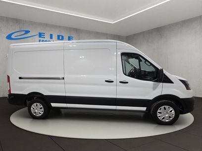 New 2025 Ford E-Transit 148 Medium Roof w/ Load Area Protection Package
