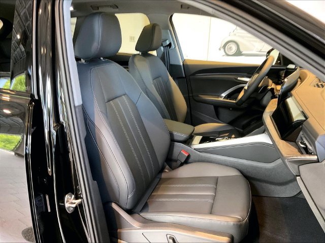 New 2026 Audi Q5 2.0T AWD/4WD image 13