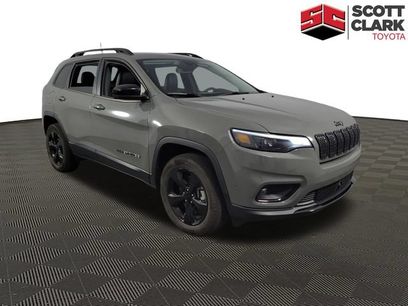 Used 2023 Jeep Cherokee Altitude Lux w/ Lux Elite Package
