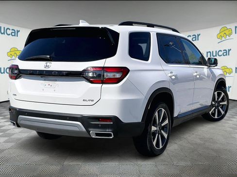 Certified 2023 Honda Pilot Elite image 6
