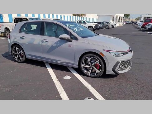 New 2025 Volkswagen GTI SE image 27