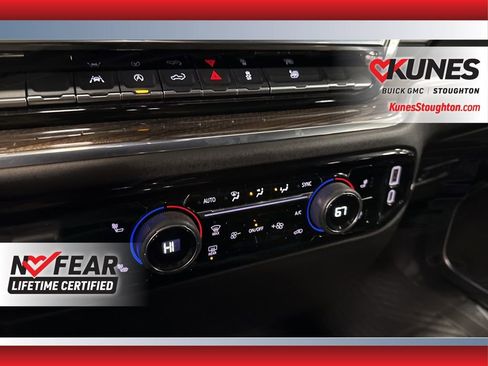 Used 2025 Chevrolet Silverado 1500 LT image 31