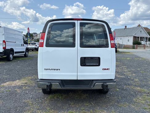 Used 2025 GMC Savana 2500 w/ Driver Convenience Package RWD image 6