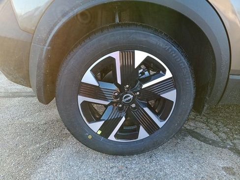 New 2026 Nissan Kicks SV w/ SV Premium Package image 38