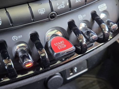 Used 2023 MINI Cooper Clubman S image 22